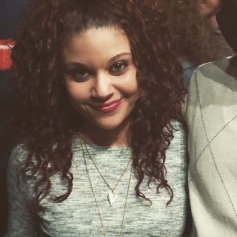 Meet your Posher, Evelyn